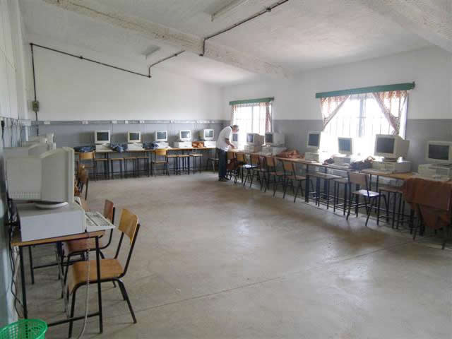 St Kizito aula informatica